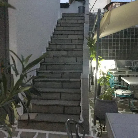 בית הארחה Sweet נאוס מרמרס