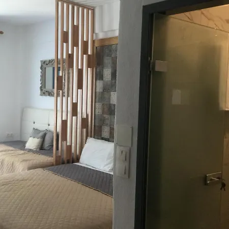 בית הארחה Sweet 4*