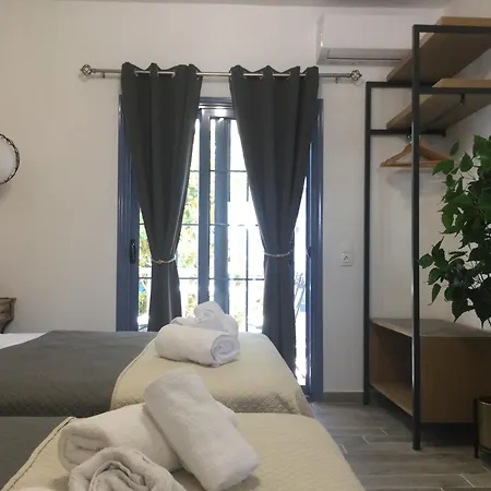 Sweet בית הארחה נאוס מרמרס