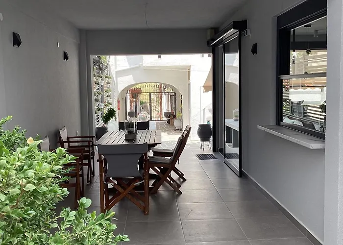 Sweet Casa de hóspedes Néos Marmarás